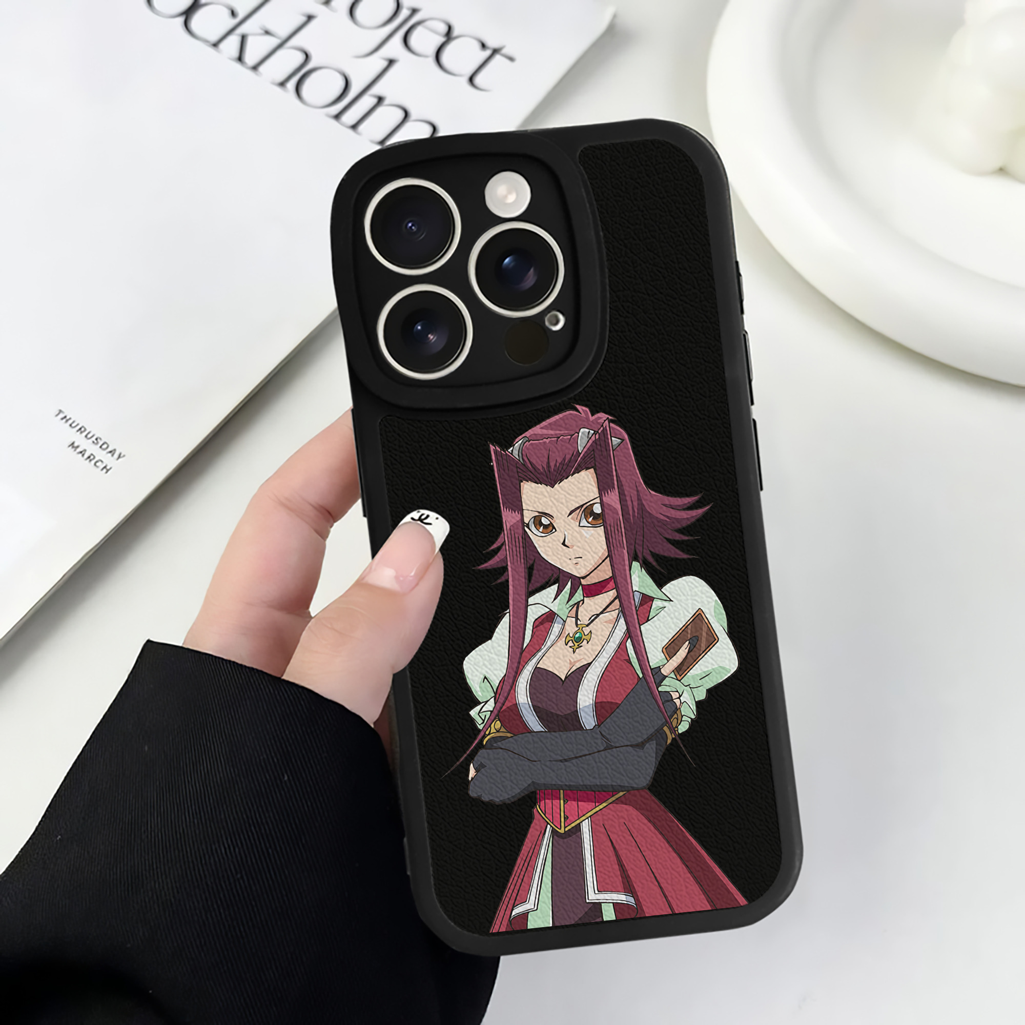 遊☆戯☆王 Yu-Gi-Oh! 【iPhone 16シリーズ対応】シリコンスマホケース（レザー調） 材質：シリコン
